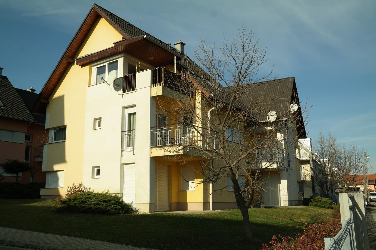 Aramis 3 Apartments Hévíz Kültér fotó